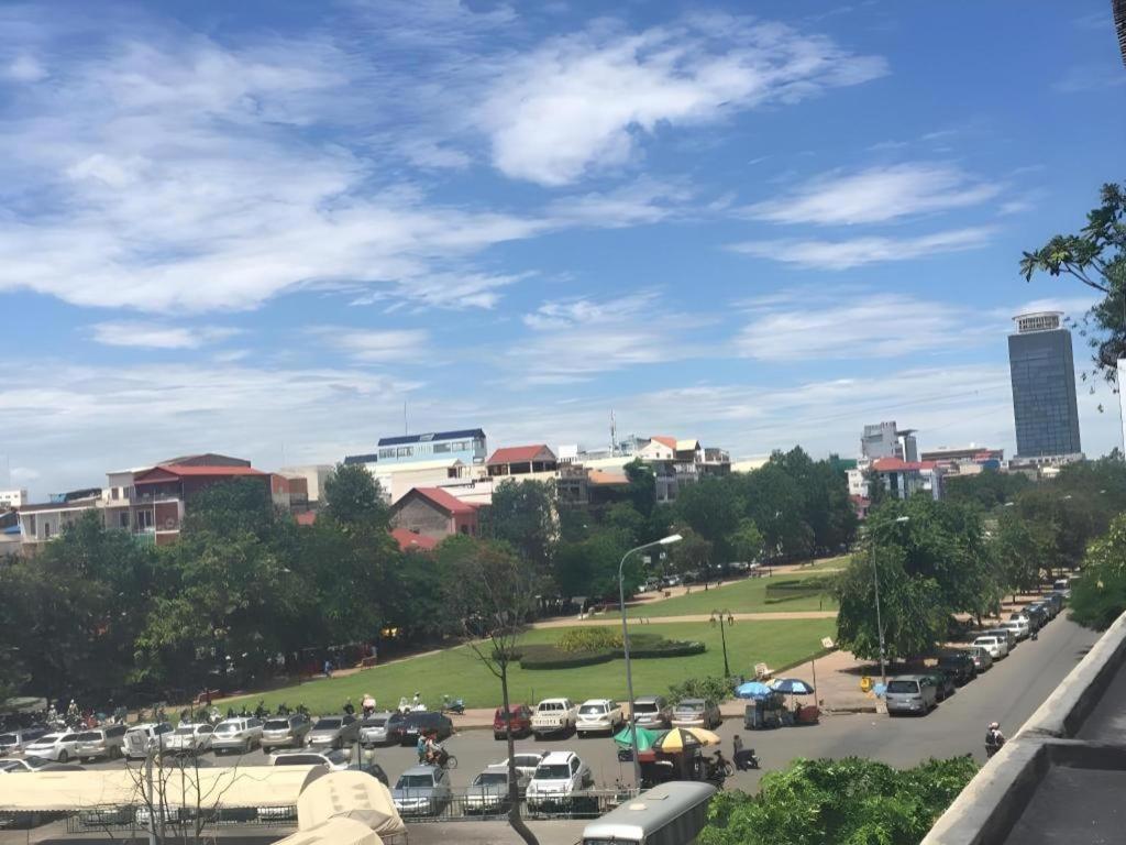 De Art Hotel بنوم بنه المظهر الخارجي الصورة