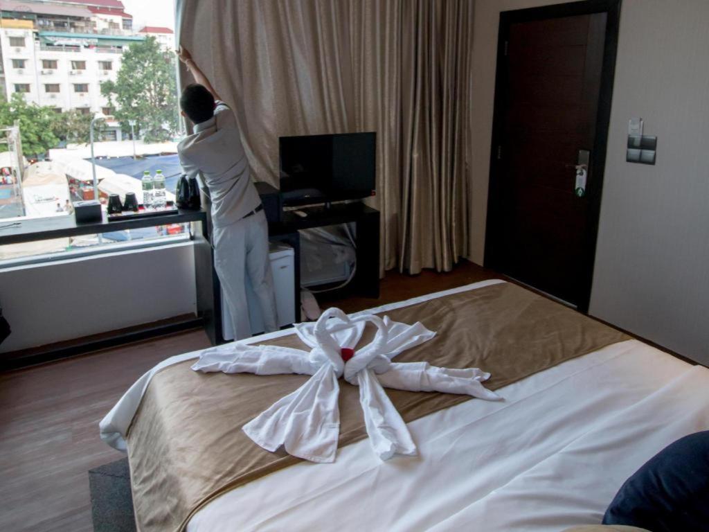 De Art Hotel بنوم بنه المظهر الخارجي الصورة